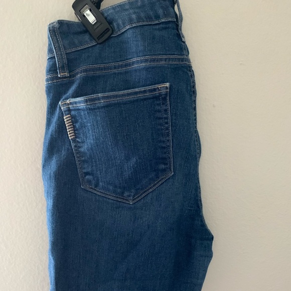 Paige Verdugo Crop Jeans - Picture 3 of 7